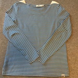 Vineyard vines long sleeve top